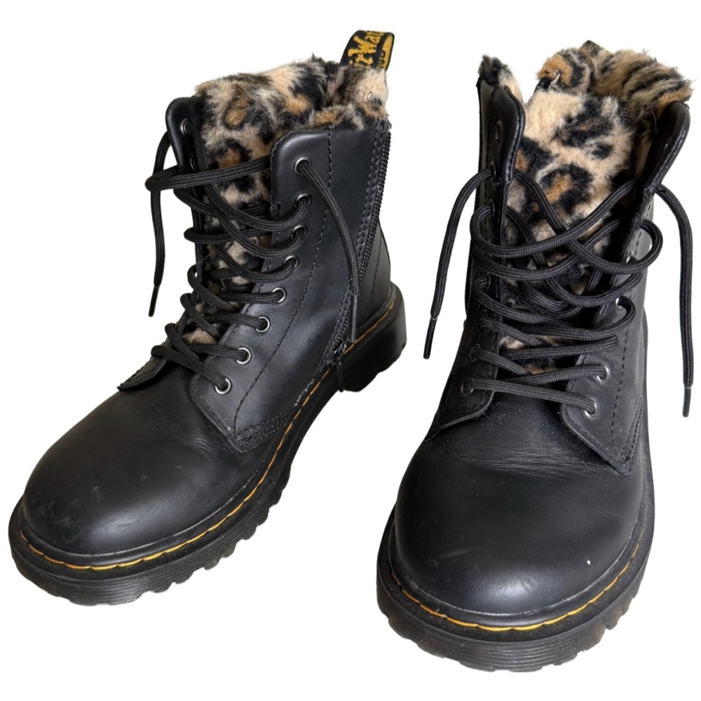 Dr. Martens Kids Black Boots with Leopard Lining